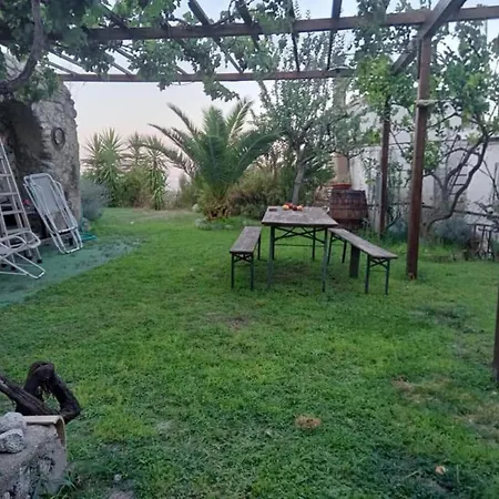 Borgo Antico Apartment Satriano